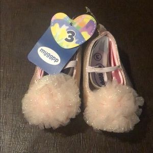 Brand new 6-9 months baby shoes